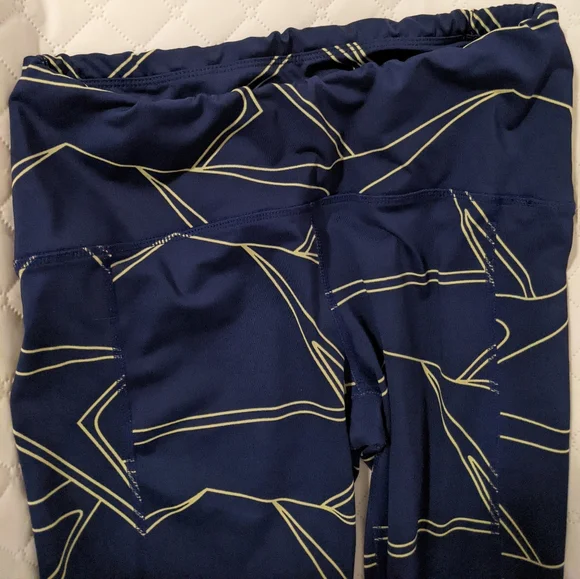 Oiselle blue yellow geometric leggings size 6 - Picture 10 of 11